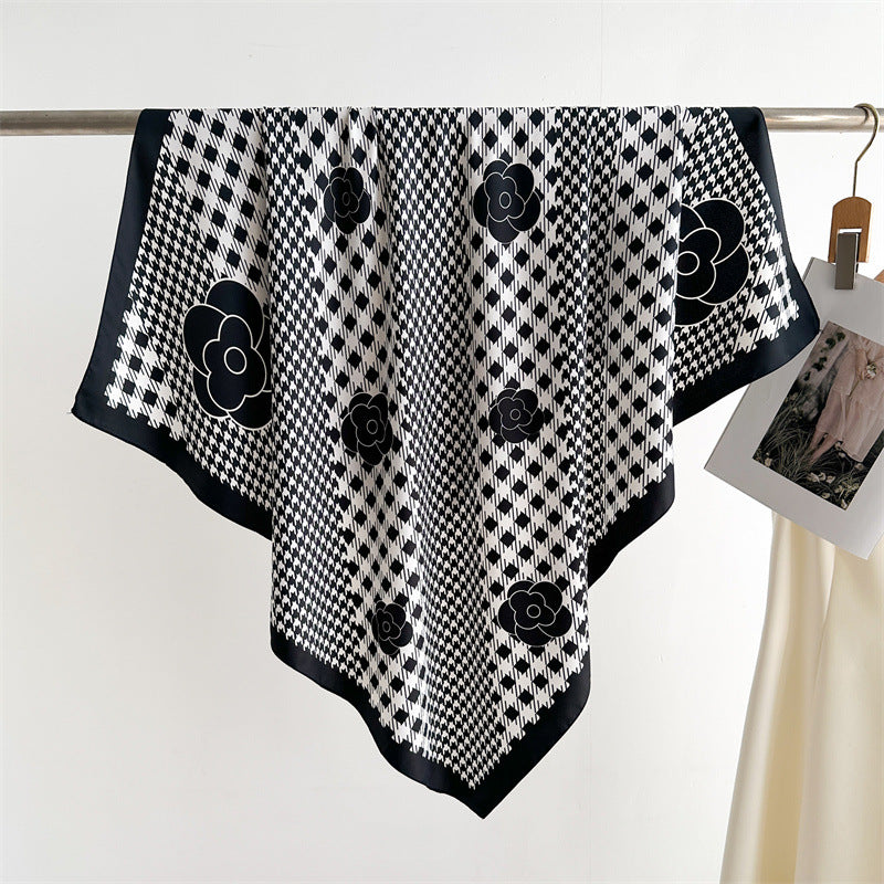 Silk Scarf In Wine Red Featuring Printing And Lines, Made Of Polyester, Perfect For Autumn
