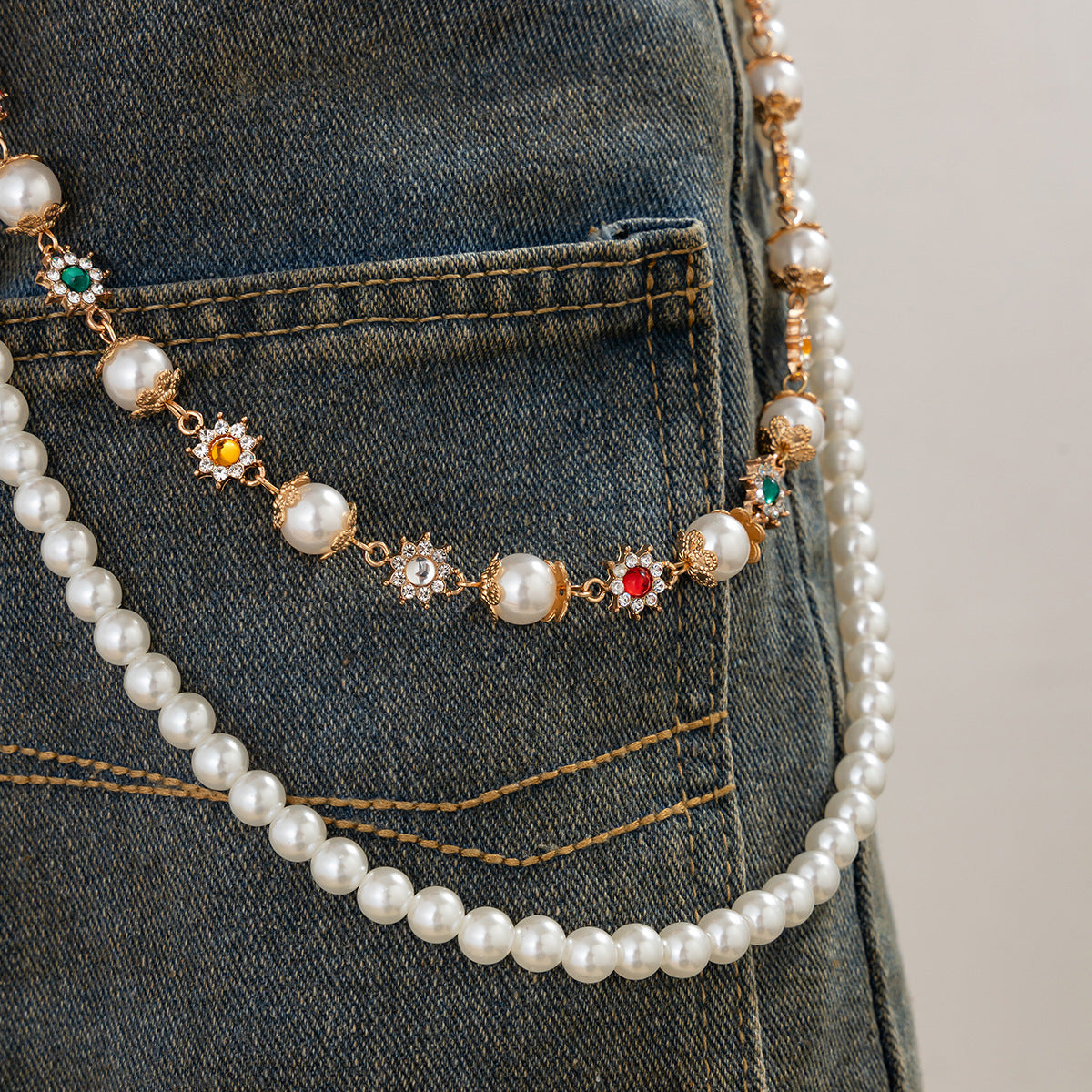 Hip-Hop Metal Waist Chain Featuring Flower And Cross Patterns In Golden Color