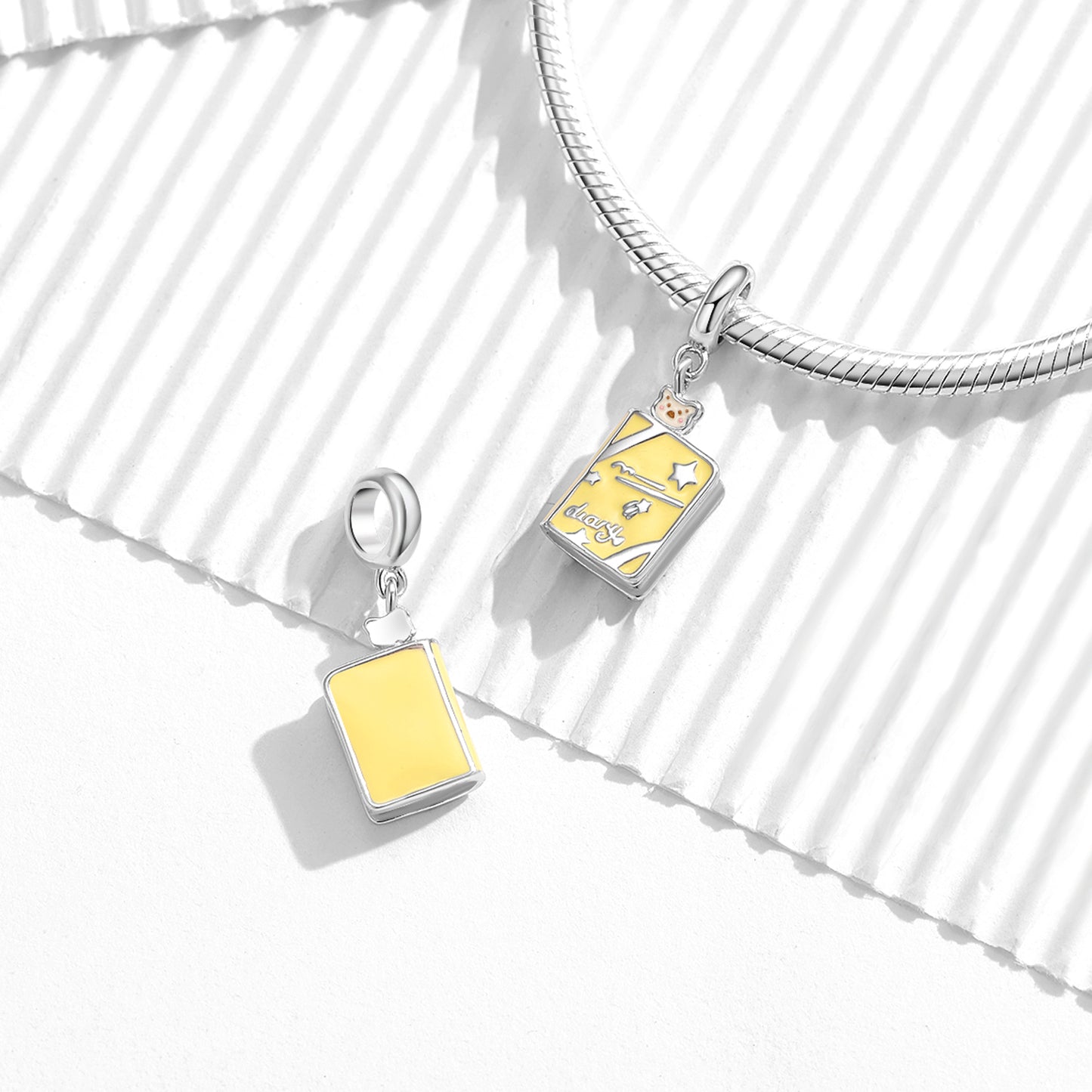 925 Sterling Silver Pendant Book With Electroplated Gold Plating And Epoxy Inlay Featuring Artificial Zircon Stone, 1 Piece