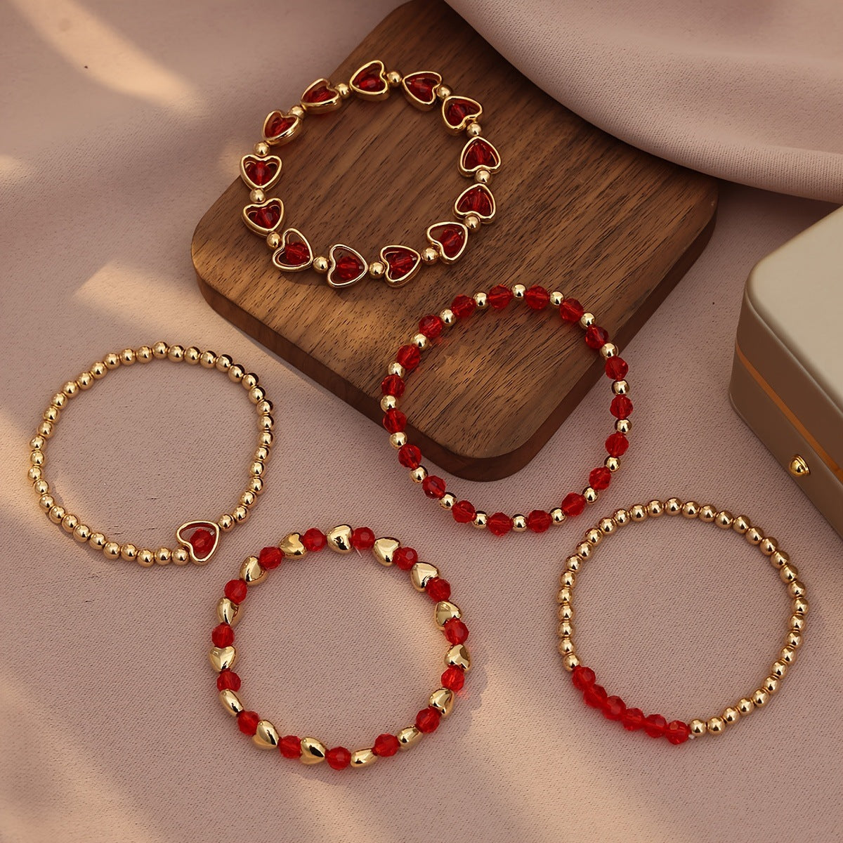 Heart Shape Simple Style Gold Bracelet For Women With Electroplated CCB Material