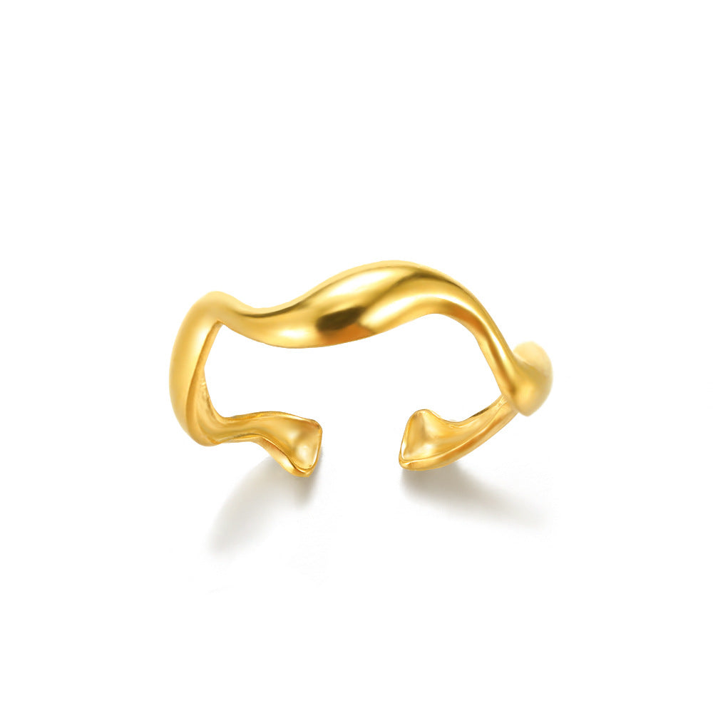 Vintage Style Women’s Ring Featuring Lines Pattern With 18K Real Gold Plated Finish In Golden