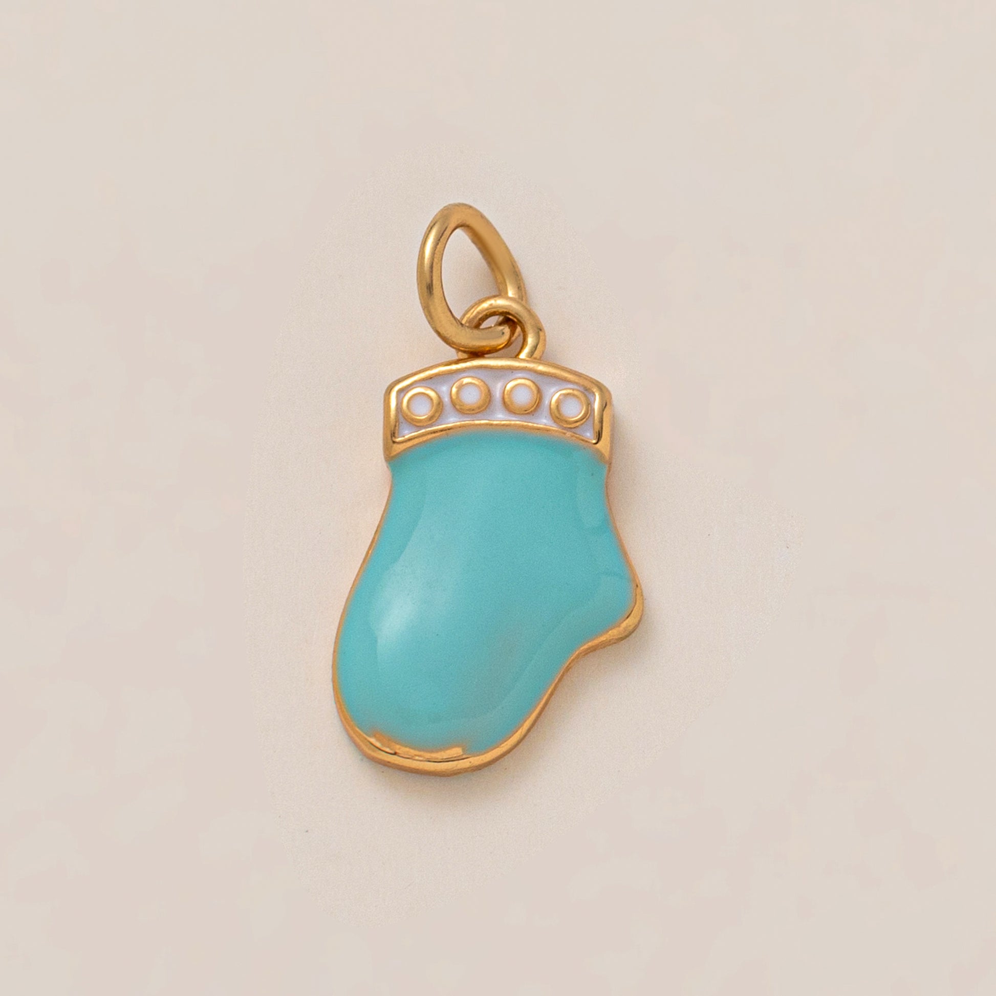 Heart-Shaped Copper Pendant With Golden Electroplating And Zircon Inlay, 27x23mm, 1 Piece
