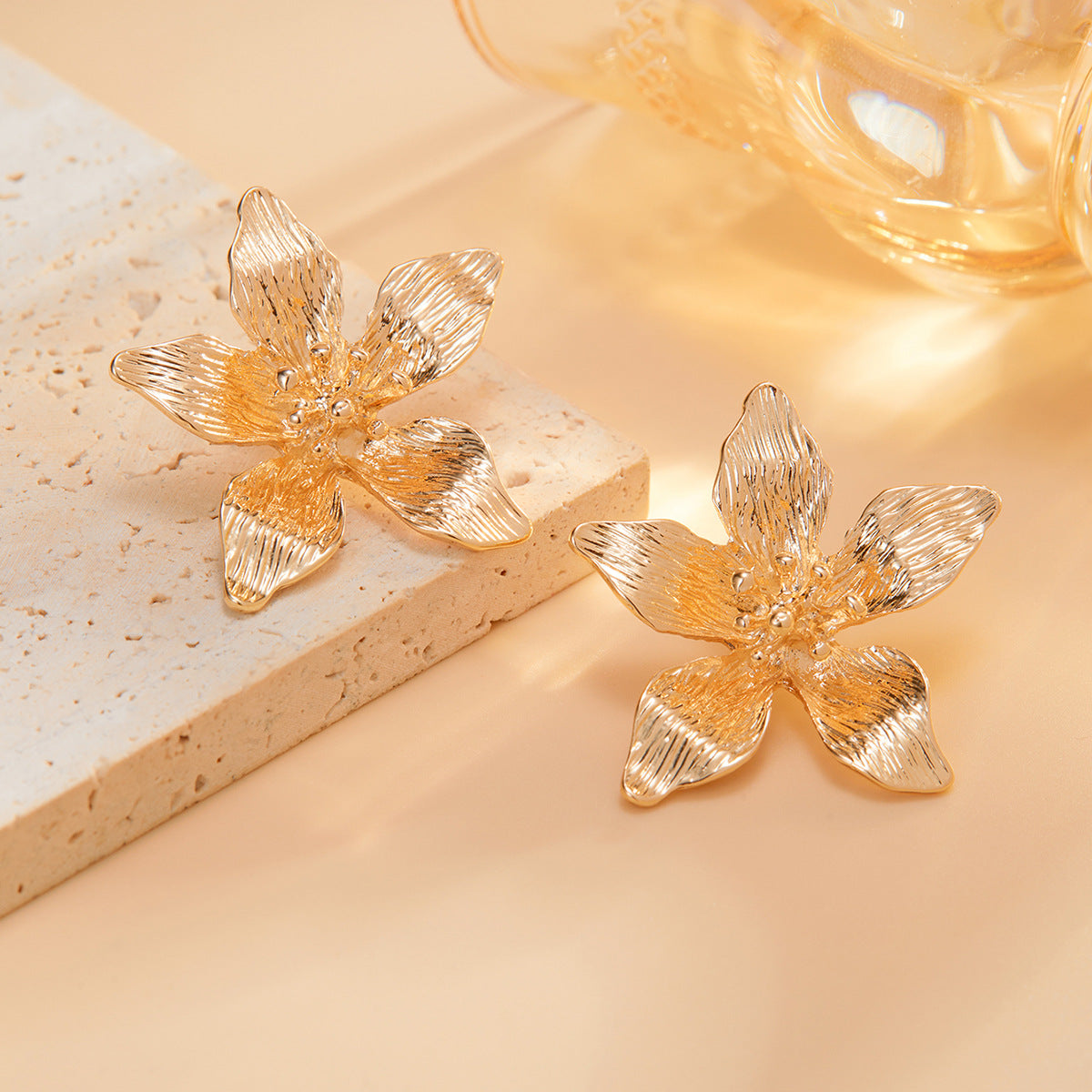 Asymmetrical Flowers Stud Earrings For Women In Zinc Alloy With Golden Plated Electroplated Finish