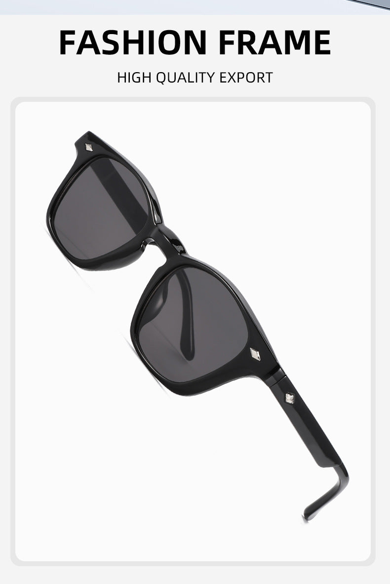 Unisex Round Frame Full Frame Sunglasses With PC Lens Material In Black, Ideal For Spring