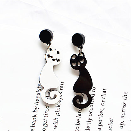 Cute Asymmetrical Acrylic Animal Earrings For Women In Daily Style With White K Plated Material