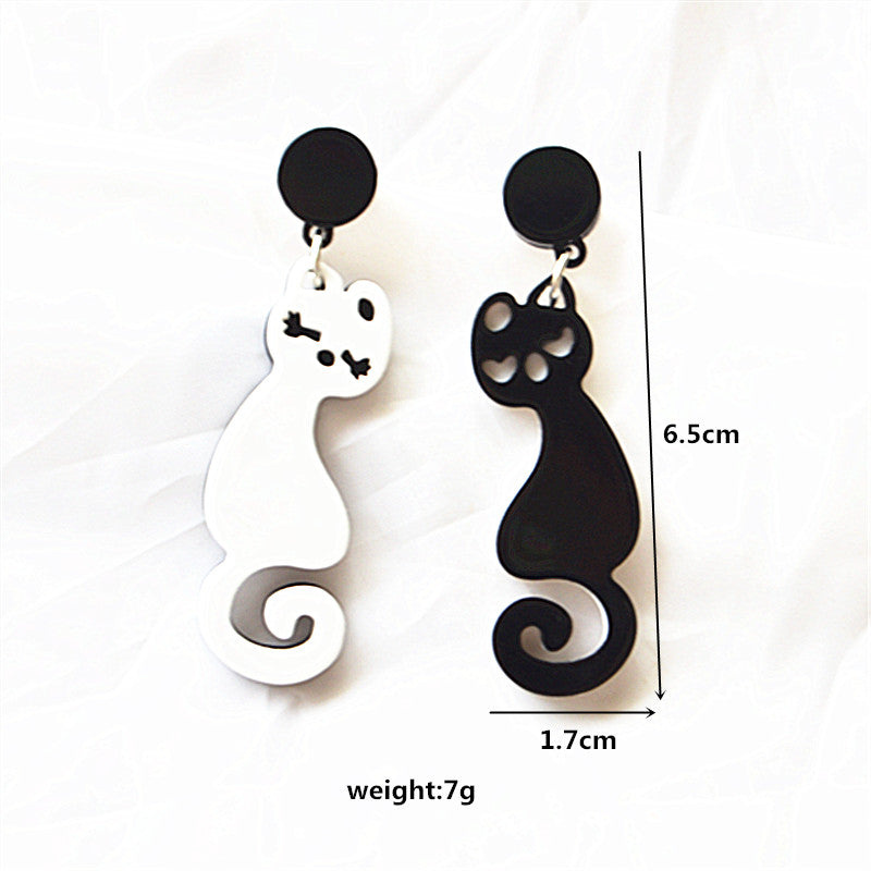 Cute Asymmetrical Acrylic Animal Earrings For Women In Daily Style With White K Plated Material