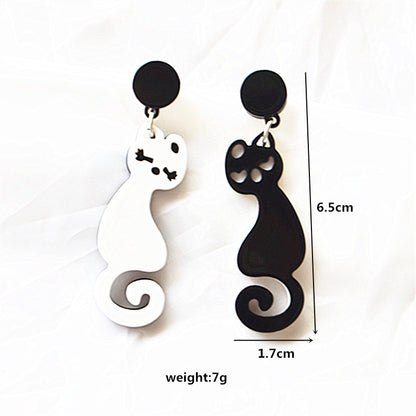 Cute Asymmetrical Acrylic Animal Earrings For Women In Daily Style With White K Plated Material
