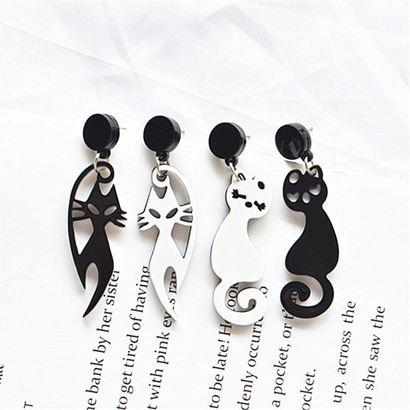 Cute Asymmetrical Acrylic Animal Earrings For Women In Daily Style With White K Plated Material