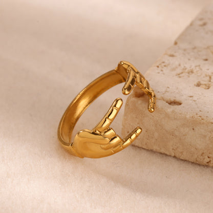 Heart Shape Basic Ring For Women In 304 Stainless Steel With 18K Real Gold Plated Finish, Perfect For Valentine's Day