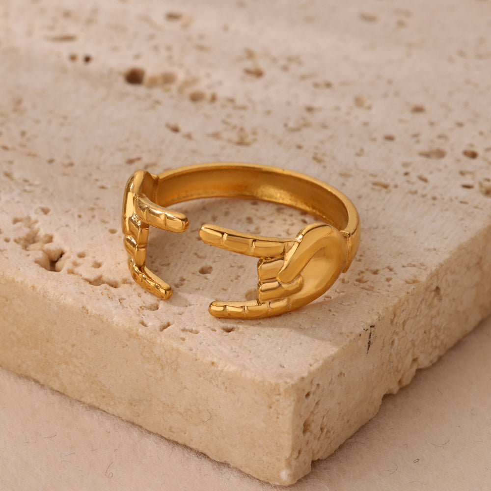 Heart Shape Basic Ring For Women In 304 Stainless Steel With 18K Real Gold Plated Finish, Perfect For Valentine's Day