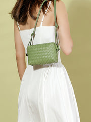 LIGHT GREEN