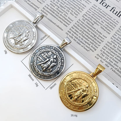 Roman Style Quadrilateral Pendant In 304 Stainless Steel With Electroplated Gold Plating And Polished Finish, Steel Color