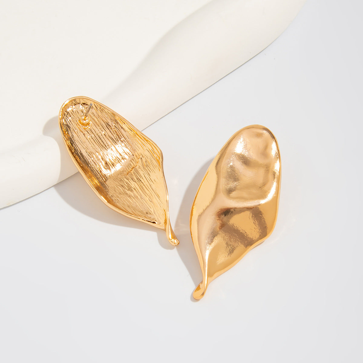 Asymmetrical Flowers Stud Earrings For Women In Zinc Alloy With Golden Plated Electroplated Finish