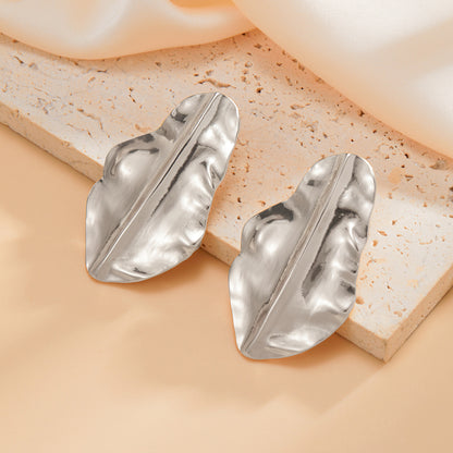 Asymmetrical Flowers Stud Earrings For Women In Zinc Alloy With Golden Plated Electroplated Finish