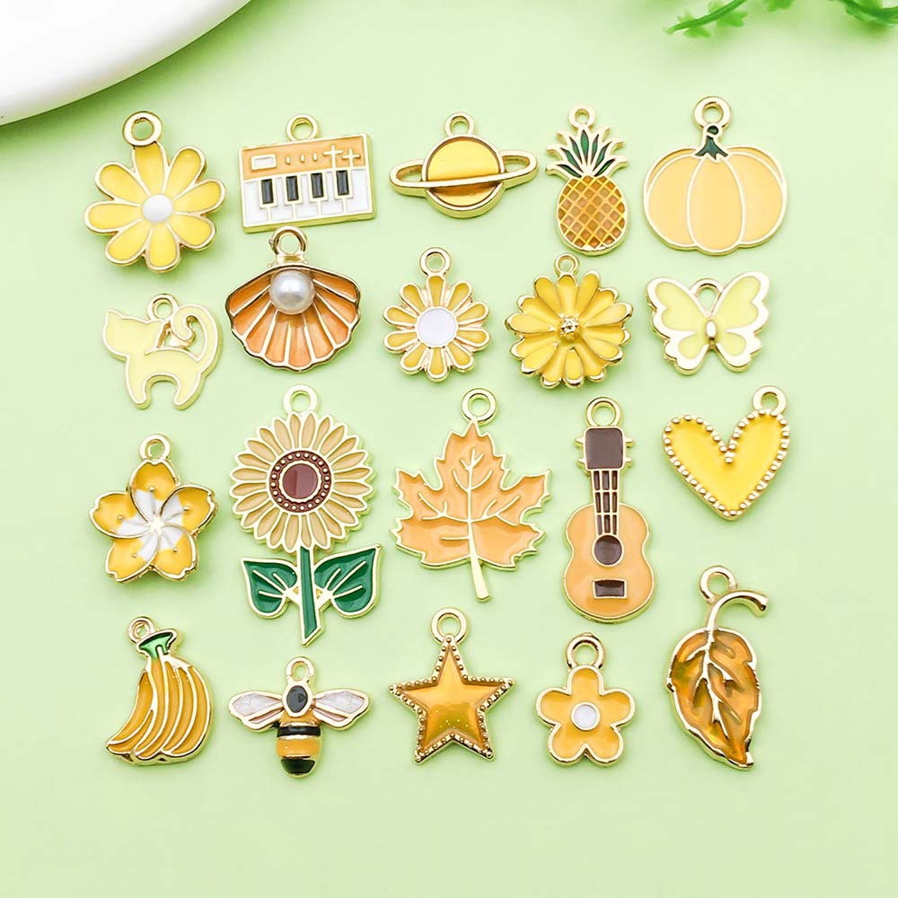 20 PCS Alloy Leaves Earring Findings With 0.01µm Electroplated Gold Plating Process For Jewelry Making