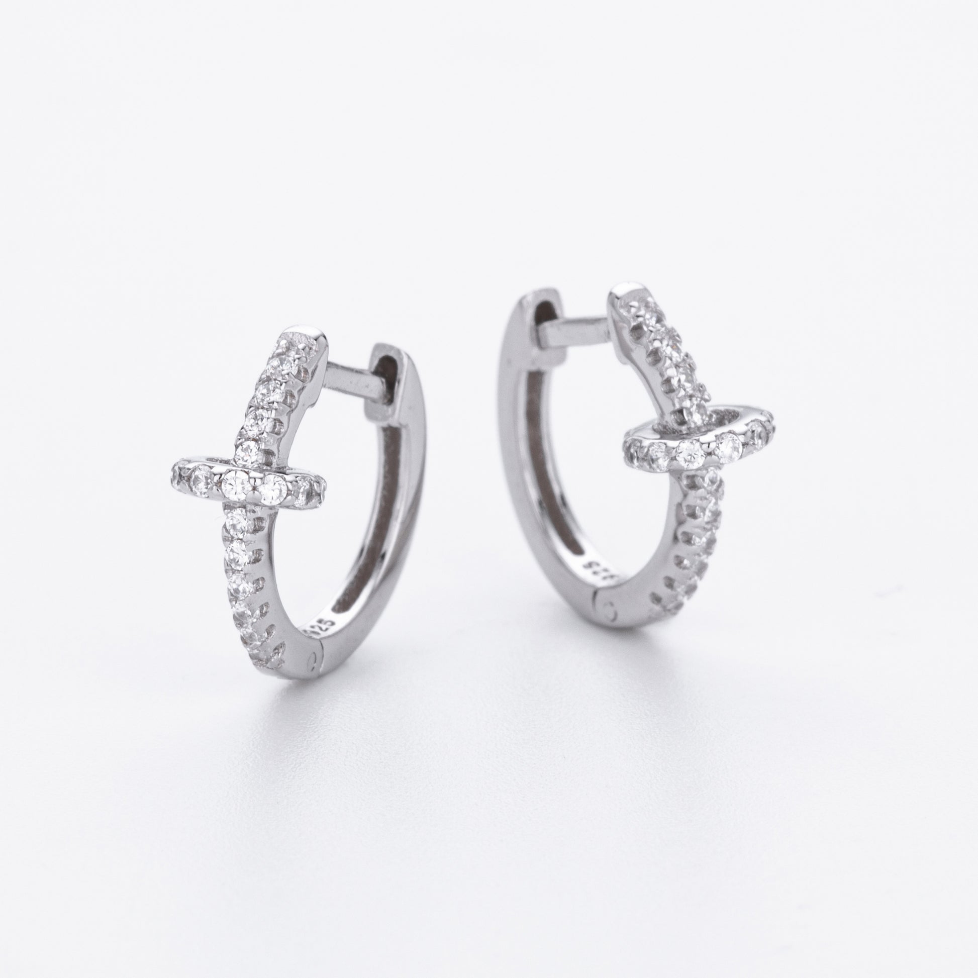 Women’s Circle Earrings In 925 Sterling Silver With 18K Real Gold Plating 0.03µm Featuring Three-Dimensional Zircon Inlay