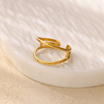 Heart Shape Basic Ring For Women In 304 Stainless Steel With 18K Real Gold Plated Finish, Perfect For Valentine's Day