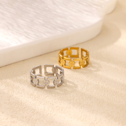 Heart Shape Basic Ring For Women In 304 Stainless Steel With 18K Real Gold Plated Finish, Perfect For Valentine's Day