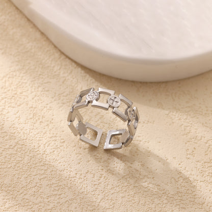 Heart Shape Basic Ring For Women In 304 Stainless Steel With 18K Real Gold Plated Finish, Perfect For Valentine's Day