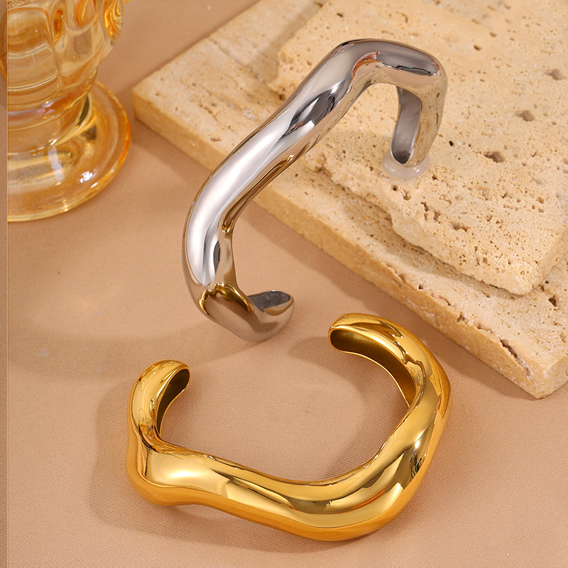 Solid Color Unisex Bangle For Super Bowl Featuring 304 Stainless Steel With 18K Real Gold Plated And Stone-Free Inlay
