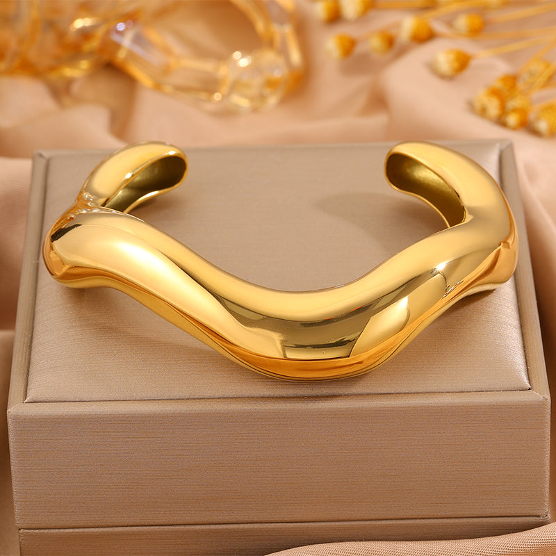 Solid Color Unisex Bangle For Super Bowl Featuring 304 Stainless Steel With 18K Real Gold Plated And Stone-Free Inlay