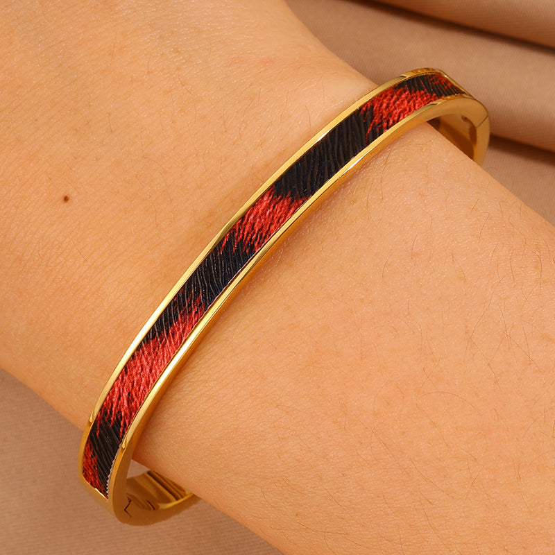 Roman Style Solid Color Bangle For Super Bowl Featuring 304 Stainless Steel With 18K Real Gold Plated And Stone-Free Inlay