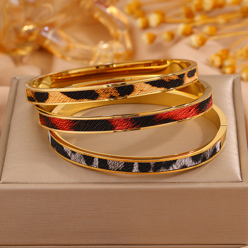 Roman Style Solid Color Bangle For Super Bowl Featuring 304 Stainless Steel With 18K Real Gold Plated And Stone-Free Inlay