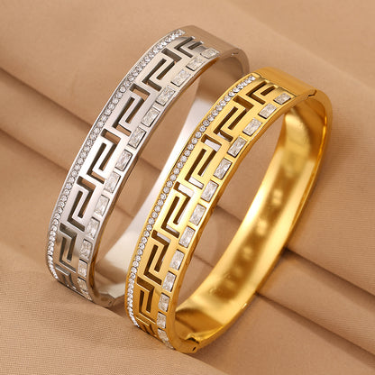 Solid Color Unisex Bangle For Super Bowl Featuring 304 Stainless Steel With 18K Real Gold Plated And Stone-Free Inlay
