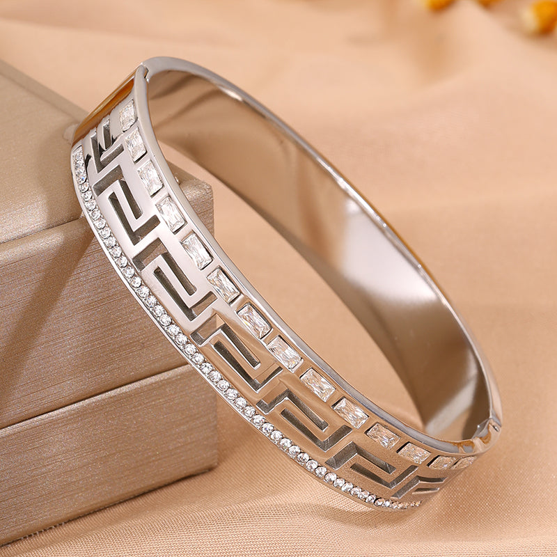 Solid Color Unisex Bangle For Super Bowl Featuring 304 Stainless Steel With 18K Real Gold Plated And Stone-Free Inlay