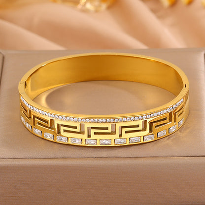 Solid Color Unisex Bangle For Super Bowl Featuring 304 Stainless Steel With 18K Real Gold Plated And Stone-Free Inlay