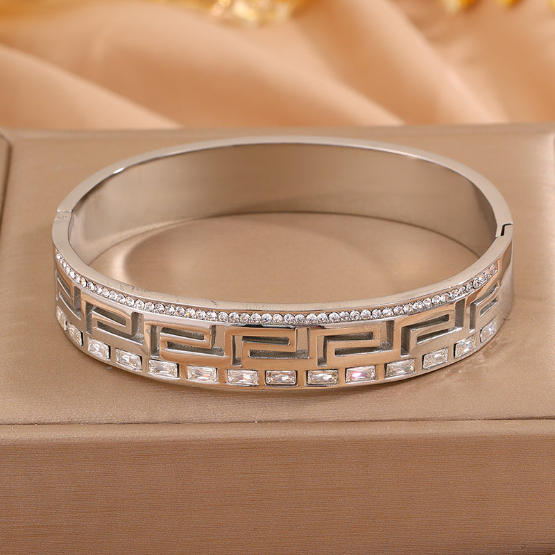 Solid Color Unisex Bangle For Super Bowl Featuring 304 Stainless Steel With 18K Real Gold Plated And Stone-Free Inlay