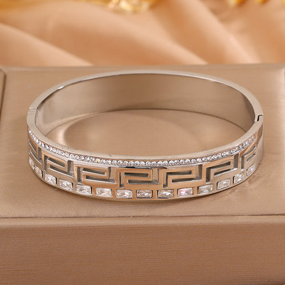 Solid Color Unisex Bangle For Super Bowl Featuring 304 Stainless Steel With 18K Real Gold Plated And Stone-Free Inlay