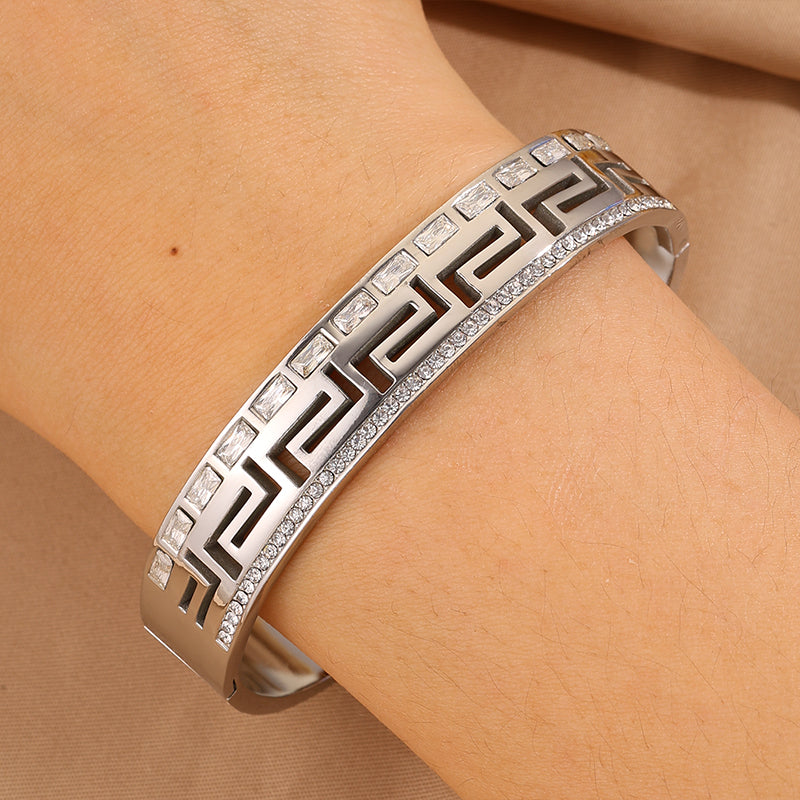 Solid Color Unisex Bangle For Super Bowl Featuring 304 Stainless Steel With 18K Real Gold Plated And Stone-Free Inlay