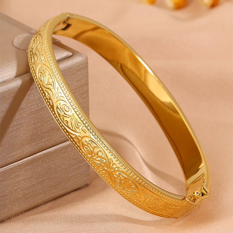 Solid Color Bangle For Super Bowl, Unisex 304 Stainless Steel With 18K Real Gold Plated, Stone-Free Inlay