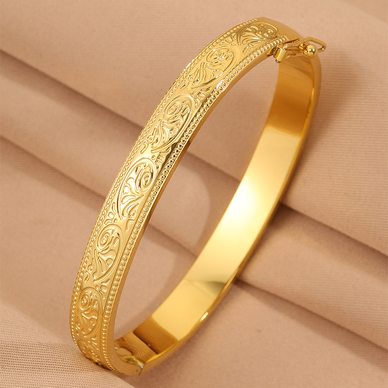 Solid Color Bangle For Super Bowl, Unisex 304 Stainless Steel With 18K Real Gold Plated, Stone-Free Inlay