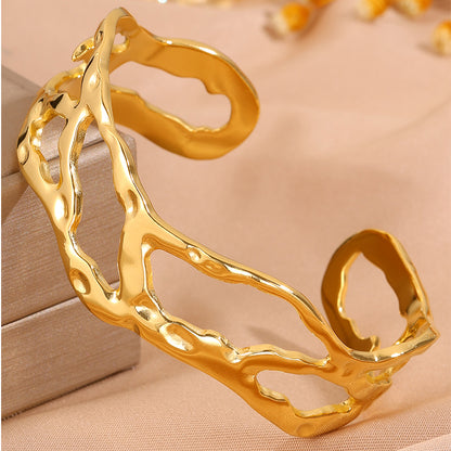 Roman Style Solid Color Bangle For Super Bowl, Made Of 304 Stainless Steel With 18K Real Gold Plating And Stone-Free Inlay