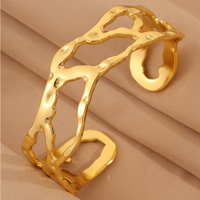 Roman Style Solid Color Bangle For Super Bowl, Made Of 304 Stainless Steel With 18K Real Gold Plating And Stone-Free Inlay