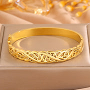 Golden Hollow Pattern Bracelet
