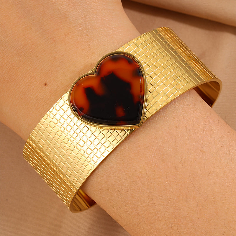 Heart Shape Bangle For Wedding Season, Unisex 304 Stainless Steel With 18K Real Gold Plated Finish And Stone-Free Inlay