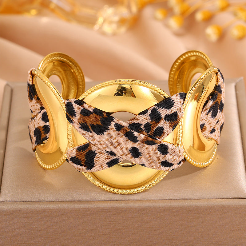 Solid Color Unisex Bangle For New Year Featuring 304 Stainless Steel With 18K Real Gold Plated And Stone-Free Inlay