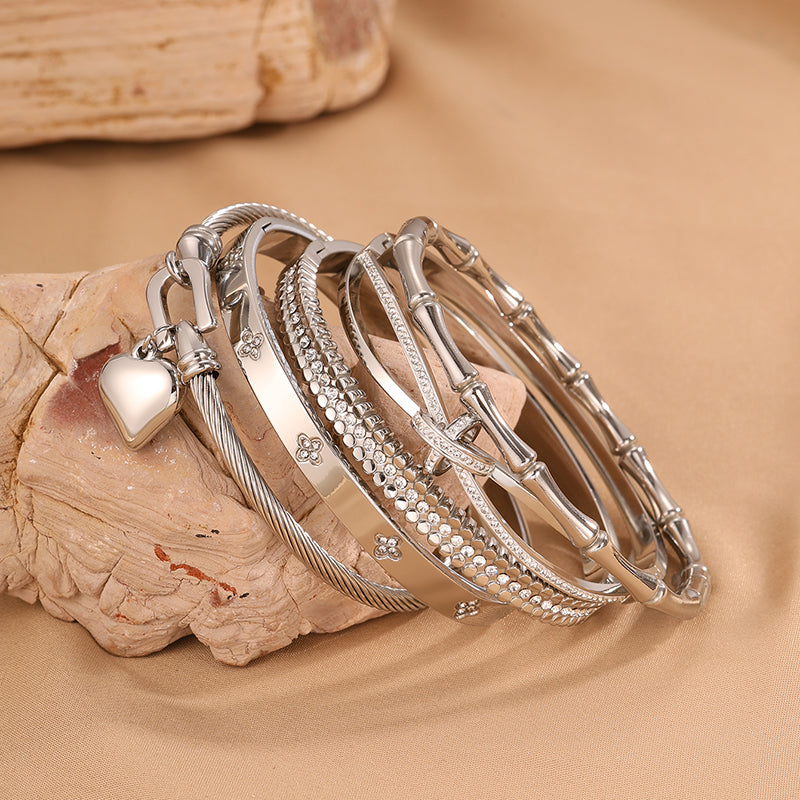 Roman Style Heart Shape Bangle For Super Bowl Featuring 304 Stainless Steel With 18K Real Gold Plated And Rhinestones Inlay