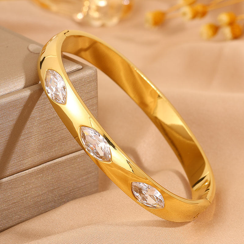 Roman Style Oval Bangle For St. Patrick Featuring 304 Stainless Steel With 18K Real Gold Plated And Stone-Free Inlay