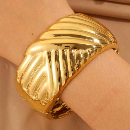 Solid Color Roman Style Bangle For Super Bowl Featuring 304 Stainless Steel With 18K Real Gold Plated Finish And Stone-Free Inlay