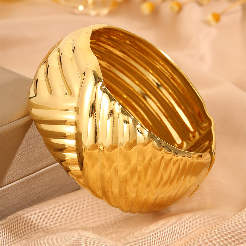Solid Color Roman Style Bangle For Super Bowl Featuring 304 Stainless Steel With 18K Real Gold Plated Finish And Stone-Free Inlay