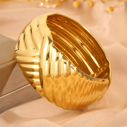Solid Color Roman Style Bangle For Super Bowl Featuring 304 Stainless Steel With 18K Real Gold Plated Finish And Stone-Free Inlay