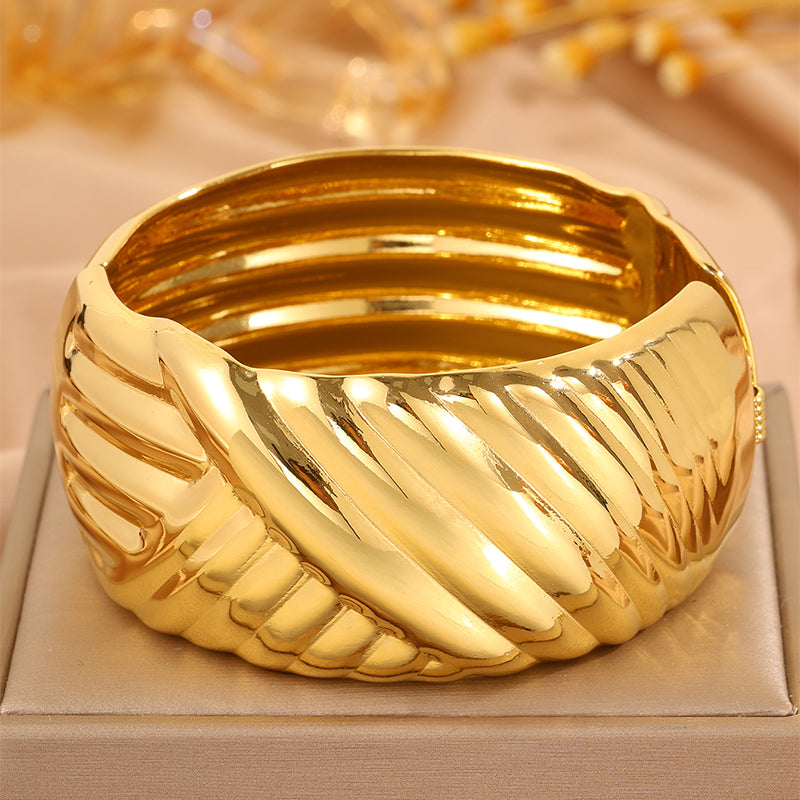 Solid Color Roman Style Bangle For Super Bowl Featuring 304 Stainless Steel With 18K Real Gold Plated Finish And Stone-Free Inlay