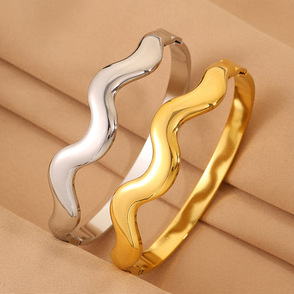 Solid Color Unisex Bangle For Super Bowl Featuring 304 Stainless Steel With 18K Real Gold Plated And Stone-Free Inlay