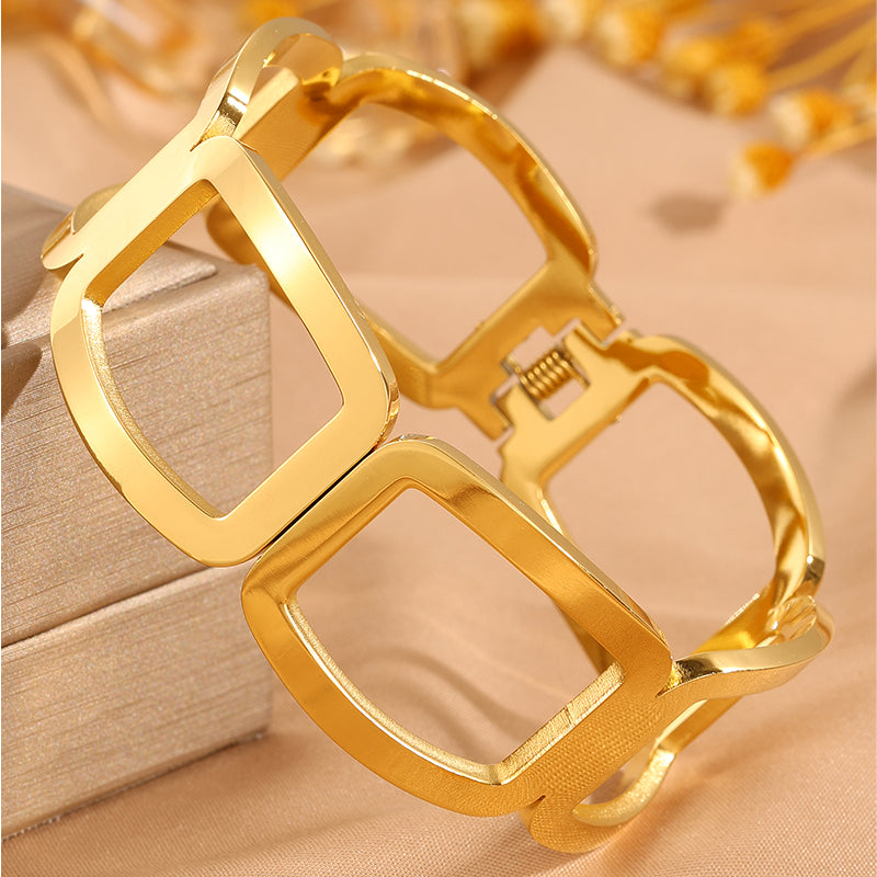 For Wedding Season Solid Color Unisex Bangle Made Of 304 Stainless Steel With 18K Real Gold Plating And Stone-Free Inlay