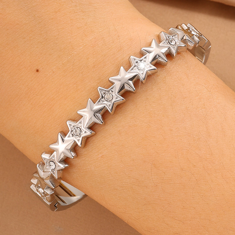 Star Pattern New Year Bangle For Unisex Featuring 304 Stainless Steel With 18K Real Gold Plated Finish