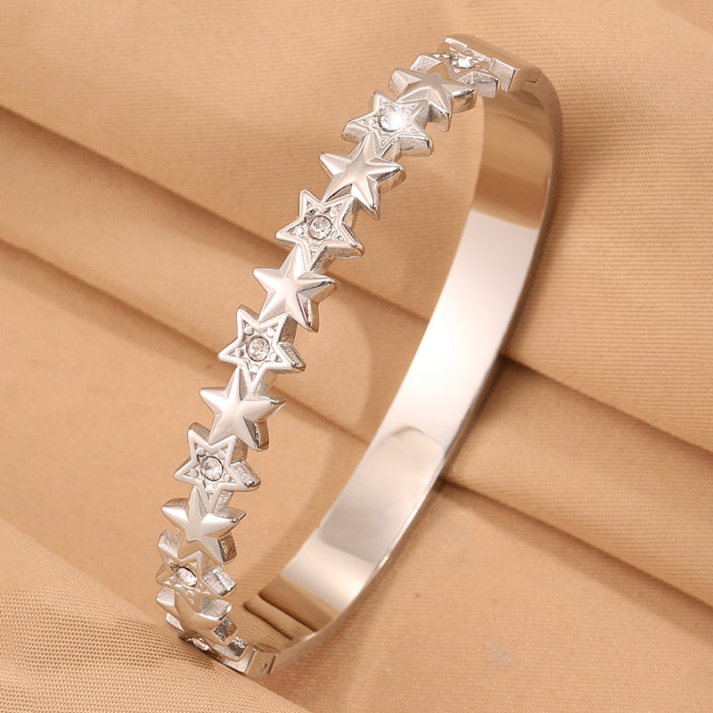 Star Pattern New Year Bangle For Unisex Featuring 304 Stainless Steel With 18K Real Gold Plated Finish